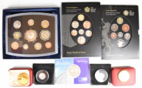 Proof silver coins and Royal Mint coin sets comprising 2000 proof and 2008 Shield of Arms and
