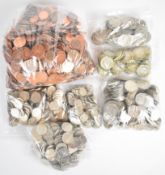 Modern British collectable and circulating coinage comprising fifty eight £2, two hundred and