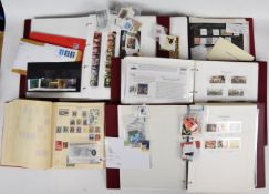 GB Queen Elizabeth II modern mint collection in albums and loose, high face value