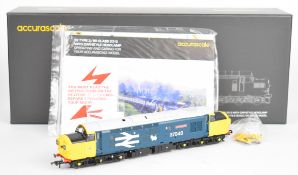 Accurascale 00 gauge BR Class 37/0 locomotive with car style headlamps, ACC230637043, in original
