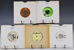 Collection of approximately sixty 7