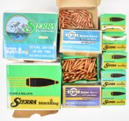 Nine hundred .223 rifle bullet heads comprising 500 Sierra 22 cal .224 55 grain boat tail, 100