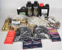 A collection of shotgun cartridge re-loading equipment comprising 0.5kg unopened Maxam SSB powder,