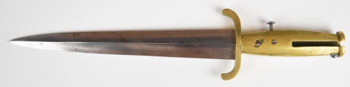 Vivian style carbine bayonet with all brass hilt and 22.5cm double edged blade. PLEASE NOTE: WE