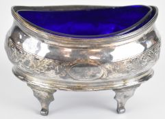 Georgian hallmarked silver salt with blue glass liner, the body with engraved decoration and