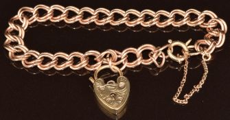 A 9ct gold bracelet made up of double oval links, with heart padlock clasp, 13.9g, 16cm