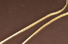 A 9ct gold necklace made up of rectangular links, 8g, 45cm