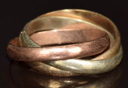 A 9ct gold tri-coloured Russian style wedding band, 4.4g, size N