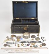 A collection of jewellery including Victorian locket set with an enamel horseshoe, Victorian