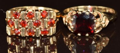 Two 9ct gold rings set with garnets, 7g, size P
