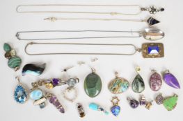 Twenty-eight silver pendants including malachite, amethyst, enamel, Blue John, etc, 218g