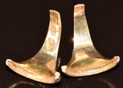 Two sections of 14k gold signet ring, 5.1g