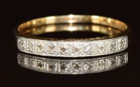 An 18ct gold ring set with five diamonds, each approximately 0.04ct, 2.5g, size H