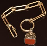 Victorian yellow metal section of watch chain made up of elongated and circular links (17.7g) with a