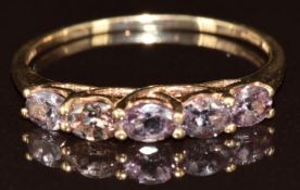 A 9ct gold ring set with iolite, 1.6g, size R