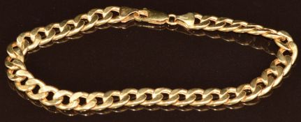 A 9ct gold curb link bracelet, 5g, 20cm