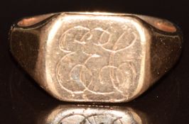 A 9ct rose gold signet ring, 6.6g, size V