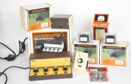 Gaugemaster Model TS model railway controller together with two transformers, capacitor discharge