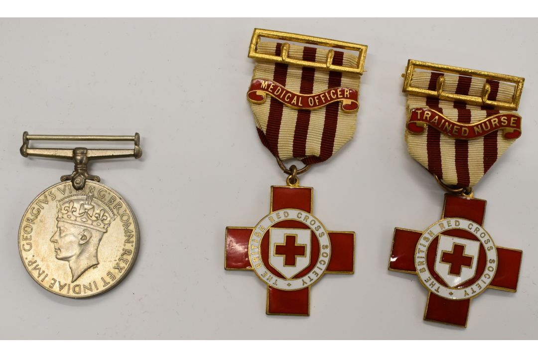 Rhodesia Long Range Desert Group interest interest mainly WW2 medal and badges to include 1939-45 - Image 9 of 16