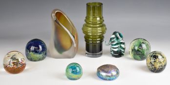 Nine pieces of studio glass including Richard Glass of Teign Valley Glass, Isle of Wight, Mdina