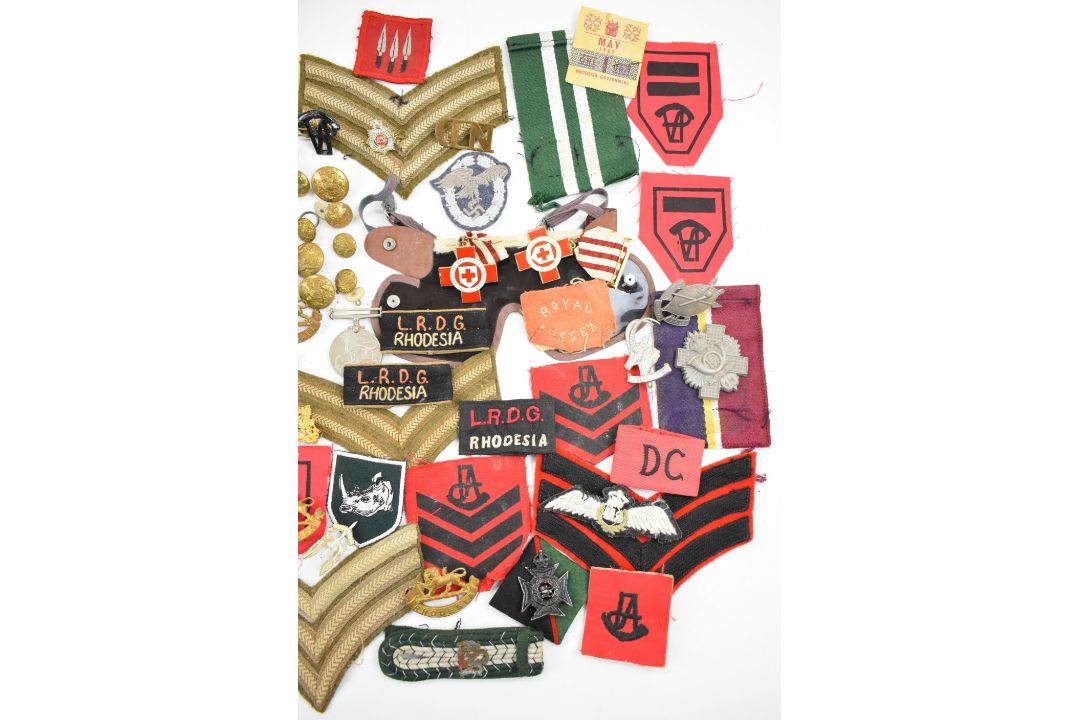 Rhodesia Long Range Desert Group interest interest mainly WW2 medal and badges to include 1939-45 - Image 6 of 16