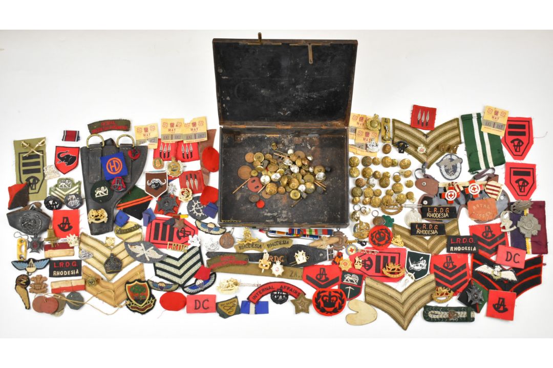 Rhodesia Long Range Desert Group interest interest mainly WW2 medal and badges to include 1939-45 - Image 1 of 16