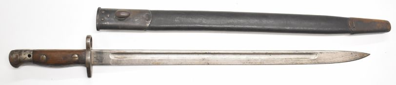 WW1 English Lee-Enfield 1907 pattern bayonet by Anderson with wooden grips and 43cm fullered