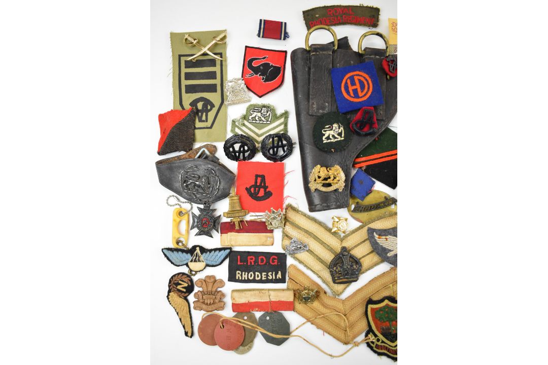 Rhodesia Long Range Desert Group interest interest mainly WW2 medal and badges to include 1939-45 - Image 2 of 16