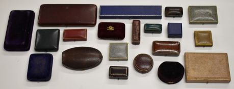Twenty antique / vintage jewellery boxes including 'Garrard and Co', 'Hunt & Roswell, New Bond