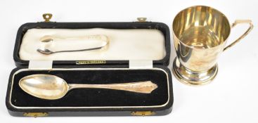 Elizabeth II hallmarked silver christening mug, Birmingham 1964, maker John Rose, height 7.5cm,