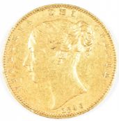 1846 Queen Victoria gold full sovereign with young head and shield reverse, VG