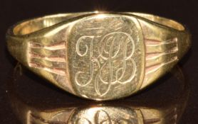 A 9ct gold signet ring, 2.1g, size P