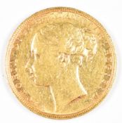 1884 Queen Victoria gold full sovereign with young head and George and the Dragon reverse, VF