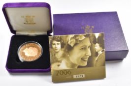 2006 Royal Mint limited edition 79/2750 proof gold £5 crown to commemorate the 80th Birthday of