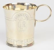 1937 George VI Coronation commemorative hallmarked silver tankard with engraved decoration, London