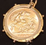 1904 gold half sovereign in 9ct gold pendant mount, 5.3g