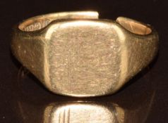 A 9ct gold signet ring (band cut), 5.8g