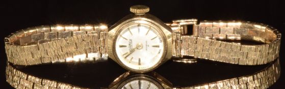 Roamer 9ct gold ladies wristwatch with two-tone hands and baton hour markers, silver dial and 19