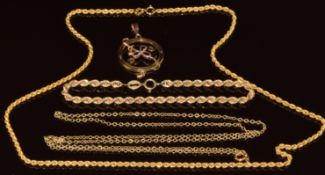 Edwardian 9ct gold pendant set with paste, on 9ct gold chain, a 9ct rope twist bracelet and