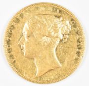1847 Queen Victoria gold full sovereign with young head and shield reverse, VF