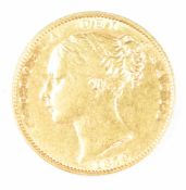1870 Queen Victoria gold full sovereign with young head and shield reverse, die number 115, VF