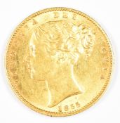 1855 Queen Victoria gold full sovereign with young head and shield reverse, VF