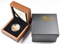 2010 Royal mint limited edition 3452/12500 proof gold full sovereign, with certificate