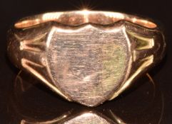 A 9ct gold signet ring, Birmingham 1937, 9.3g, size W/X