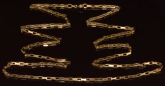 A 9ct gold chain made up of rectangular links, 9.5g, 72cm