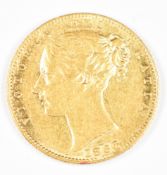 1866 Queen Victoria gold full sovereign with young head and shield reverse, die number 21, VF