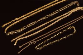 Three damaged 9ct gold chains and two 9ct gold bracelets, 12.9g