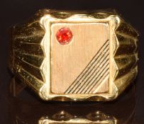 Italian 18k gold signet ring, 7.8g, size X/Y