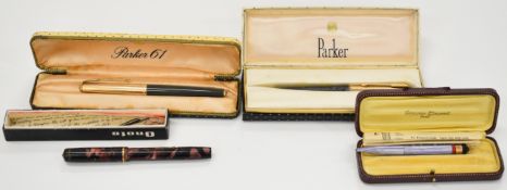 Four Parker and Conway Stewart pens and propelling pencils comprising Parker 61 fountain pen in