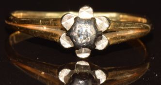 An 18ct gold ring set with a diamond in a floral setting, 1.9g, size N